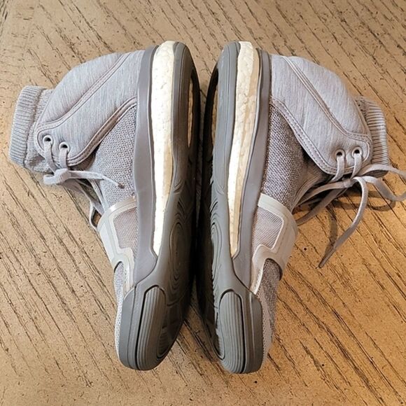Stella Mccartney size 7 gray hightop training shoe vibe sonic🤍 - Picture 4 of 10